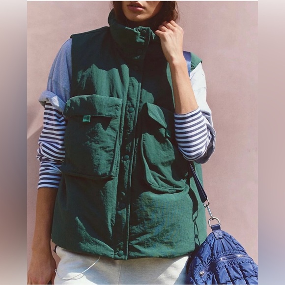 FP Movement by Free People Jackets & Blazers - Free People Cabin Fever Insulated Puffer Vest in Evergreen Size M. NWT